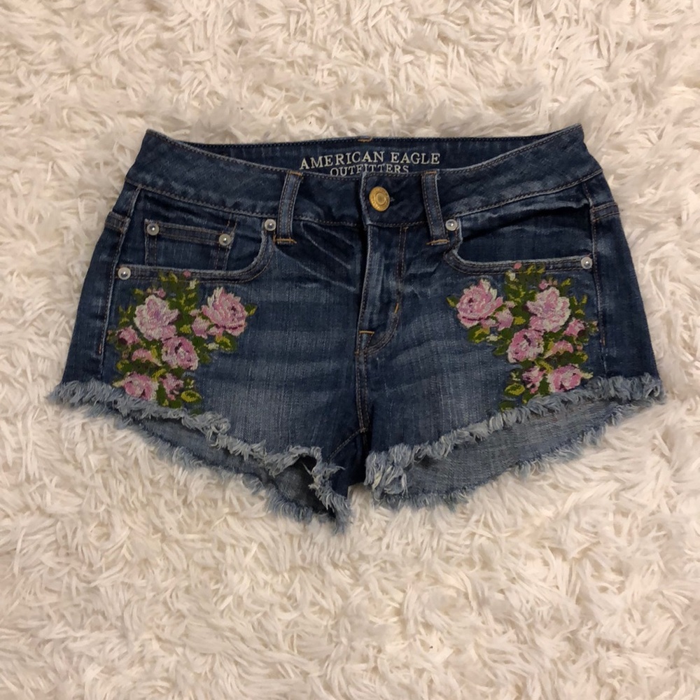 AEO flower shorts